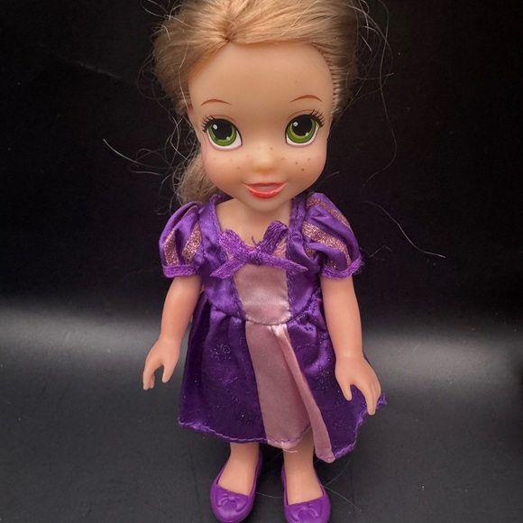 Disney My First Princess Mini Doll Rapunzel Flynn Ryder With Outfits EUC  Rare - Picture 3 of 9